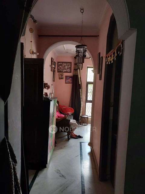 2 BHK Flat For Sale  In Vikaspuri