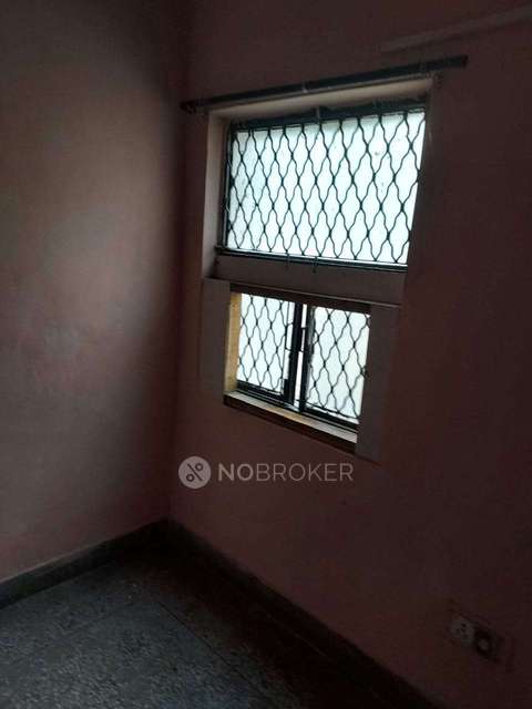 2 BHK Flat For Sale  In Vikaspuri
