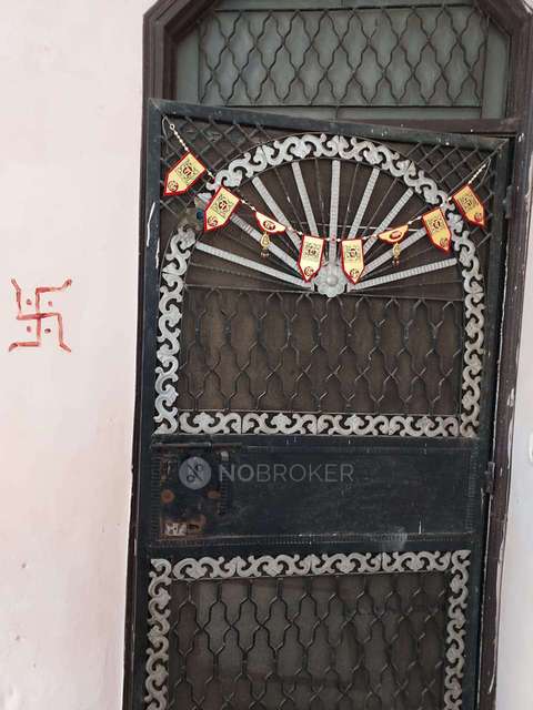 2 BHK Flat For Sale  In Vikaspuri