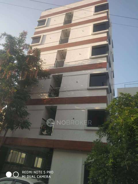 PG for Girls in Pennya