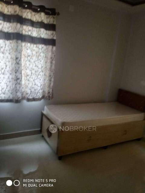 PG for Girls in Pennya