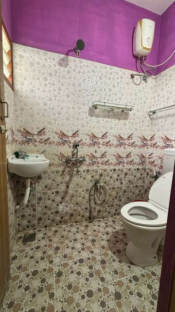 PG for Girls in Thorapakkamm