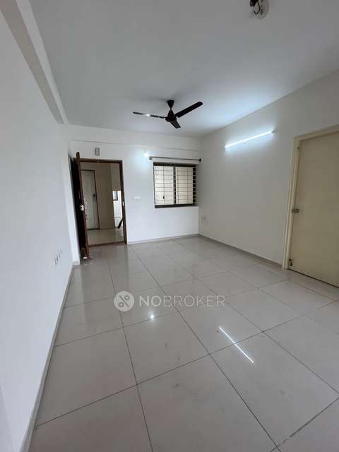 3 BHK Flat In Dsmax Silver Wood for Rent  In Electronic City