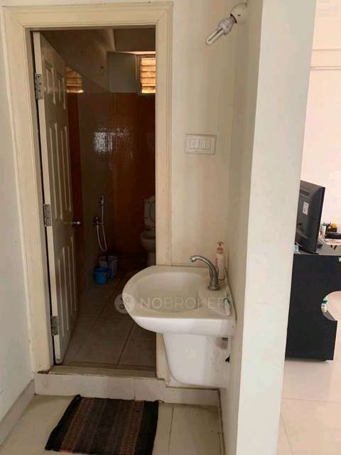 2 BHK Flat In Matrix Marigold For Sale  In Kondapur