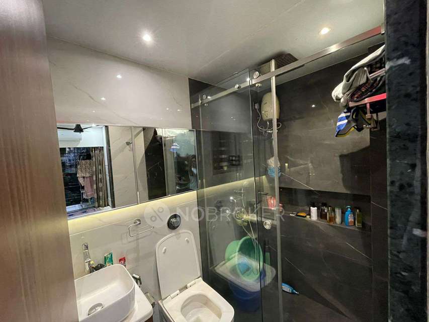 2 BHK Flat In Paradise Apartment For Sale  In Malad West