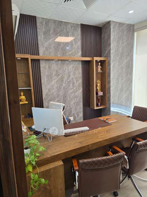 Shop in D Mall, Ghaziabad for sale 