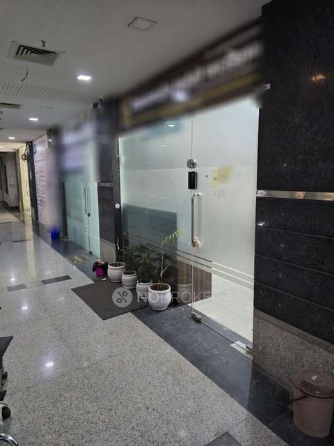Shop in D Mall, Ghaziabad for sale 