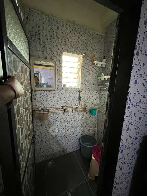 1 RK Flat In Sai Niwas Chs For Sale  In Majiwada