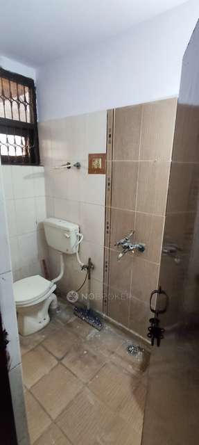 2 BHK Flat In Ajnara Residency For Sale  In Shalimar Garden