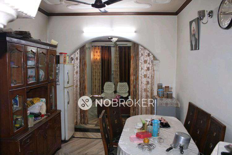 Independent House Tilak Nagar Rent WITHOUT BROKERAGE Semifurnished 4