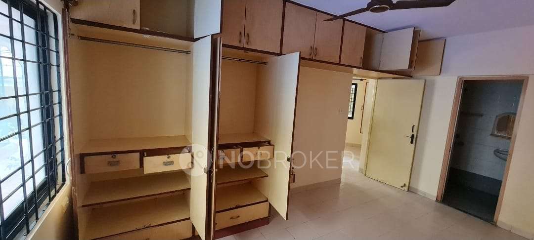 2 BHK Flat In Rajarajeshwari Nivas For Sale  In Garvebhavi Palya