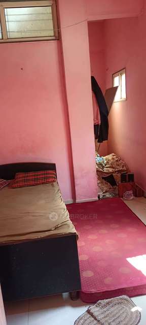 Shared Room for Male In 1 BHK  In Hadapsar