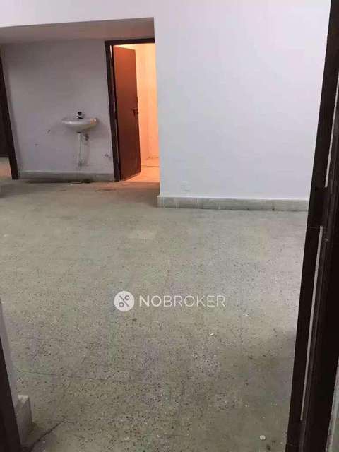 2 BHK Flat In Hussain Heights For Sale  In  Chintalmet