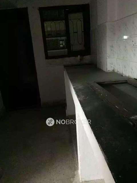 2 BHK Flat In Hussain Heights For Sale  In  Chintalmet