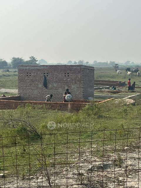 Plot For Sale  In Yamuna Expy