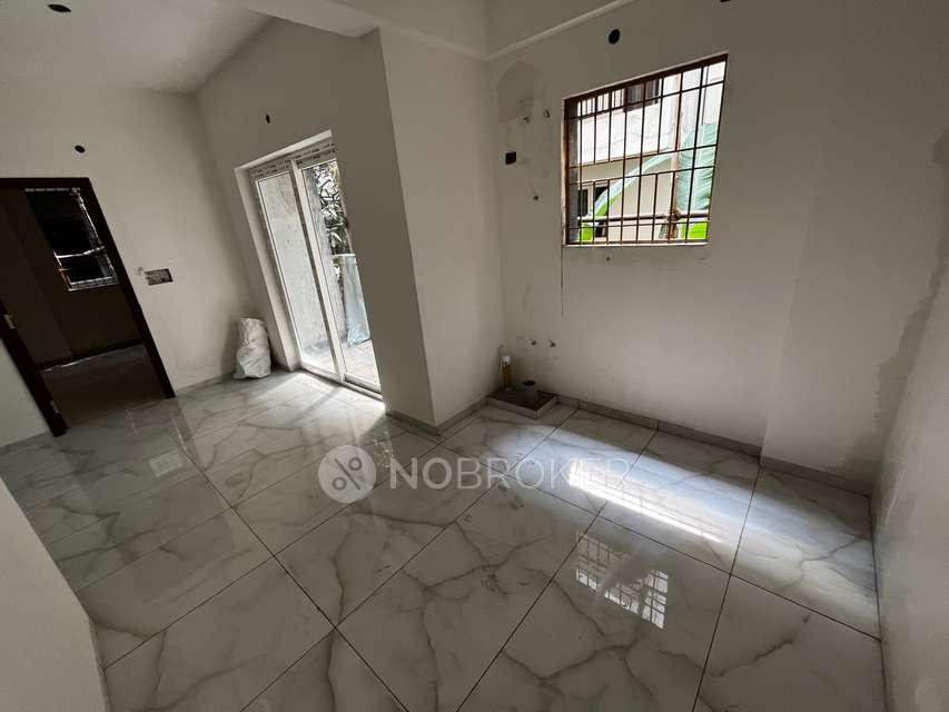 2 BHK Flat In Mokhan Dreamz Project For Sale  In Sai Baba Temple Road