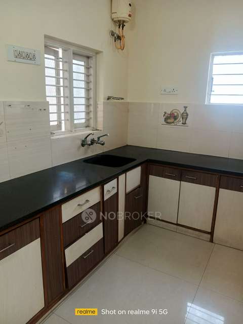 1 BHK Flat In Standalone  Building  for Rent  In  Jayanagar