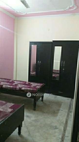 PG for Girls in Sector 27