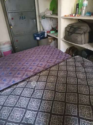 PG for Boys in K P H B Phase 1