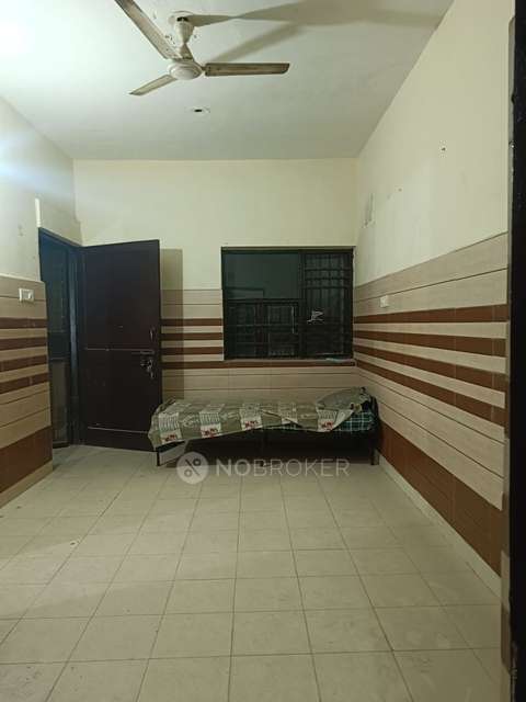 1 BHK House for Rent  In Sector 52