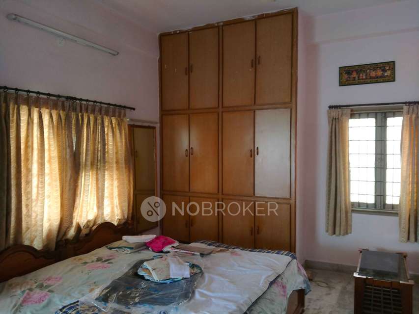 2 BHK Flat In Sirish Sai Tower For Sale  In Habsiguda