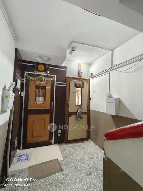 2 BHK Flat In Rajhans B Chs  For Sale  In Green Road