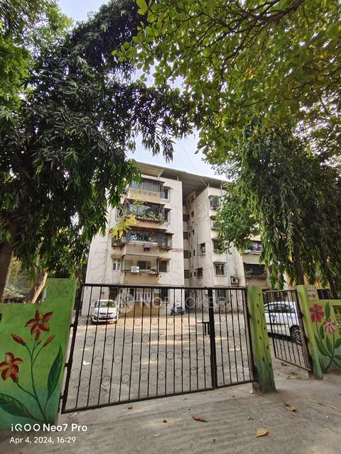 2 BHK Flat In Rajhans B Chs  For Sale  In Green Road