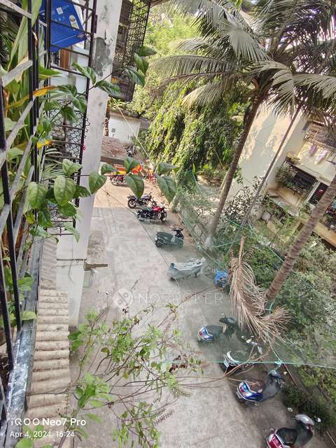 2 BHK Flat In Rajhans B Chs  For Sale  In Green Road