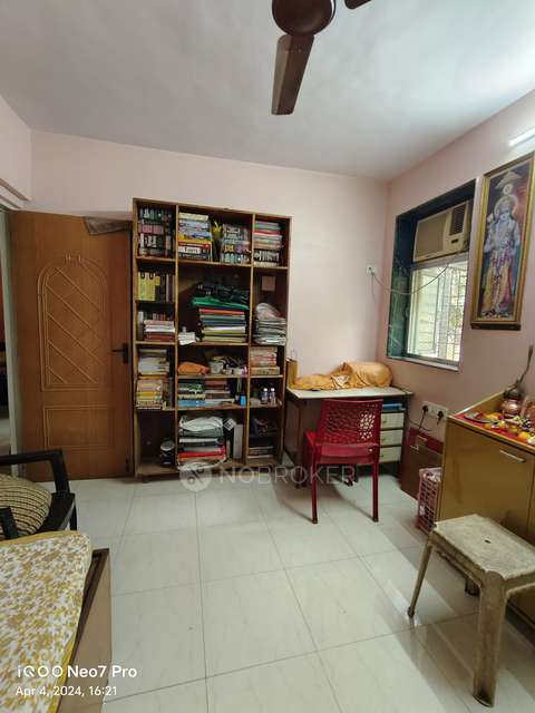 2 BHK Flat In Rajhans B Chs  For Sale  In Green Road
