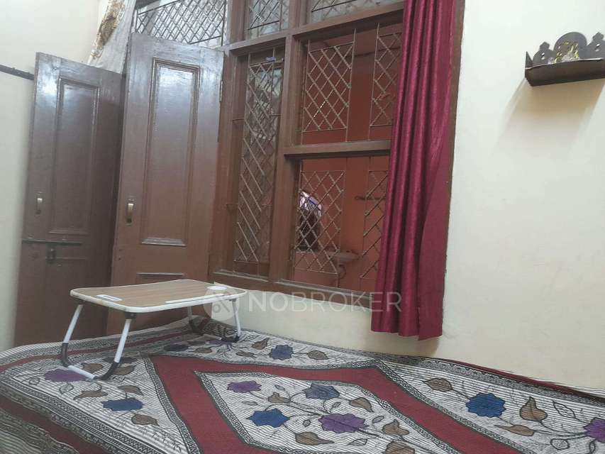 PG for Boys in Rohini