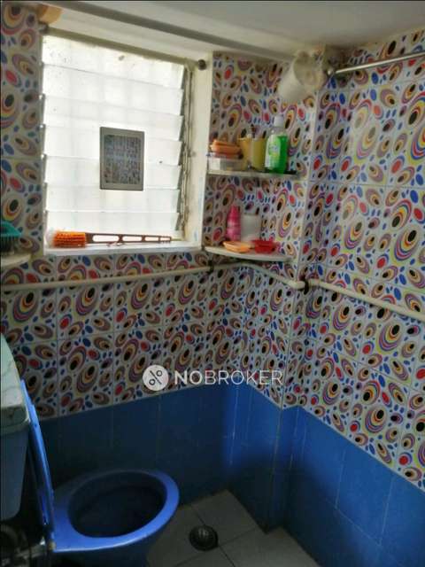 1 RK Flat In Swastik Park For Sale  In Thane West