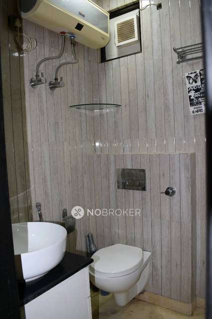 4 BHK Flat For Sale  In Shalimar Bagh