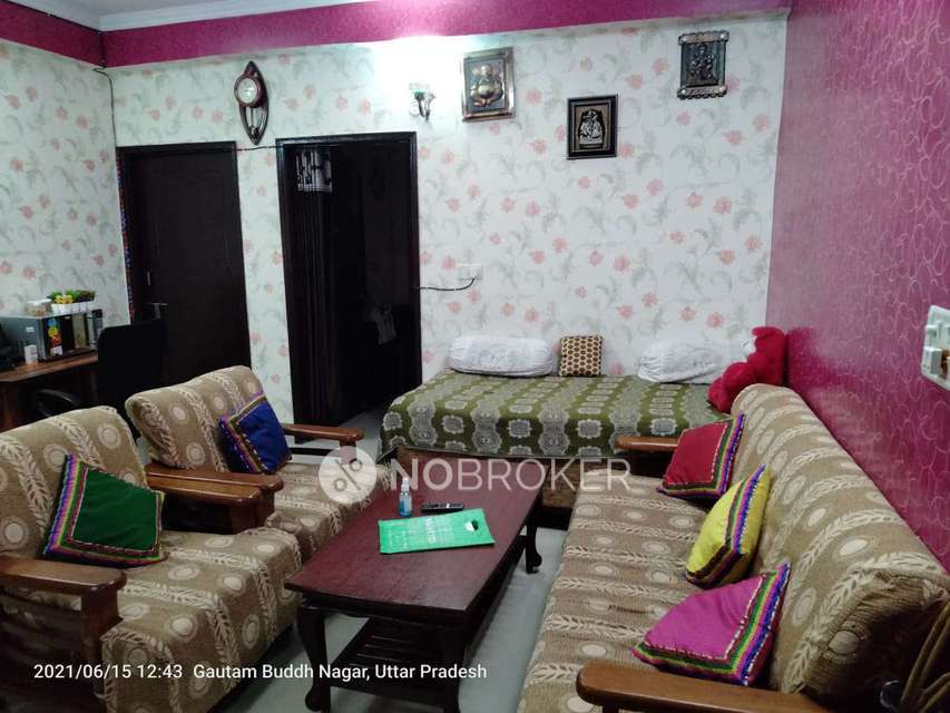 2 BHK Flat In Golden Nest Society For Sale  In Sector 62