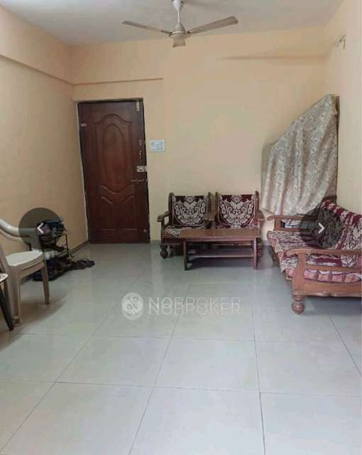 Single Room for Female In 3 BHK  In Vasant Avenue  In Pimple Saudagar