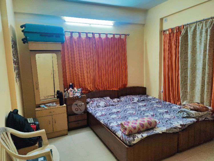 Single Room for Female In 3 BHK  In Vasant Avenue  In Pimple Saudagar