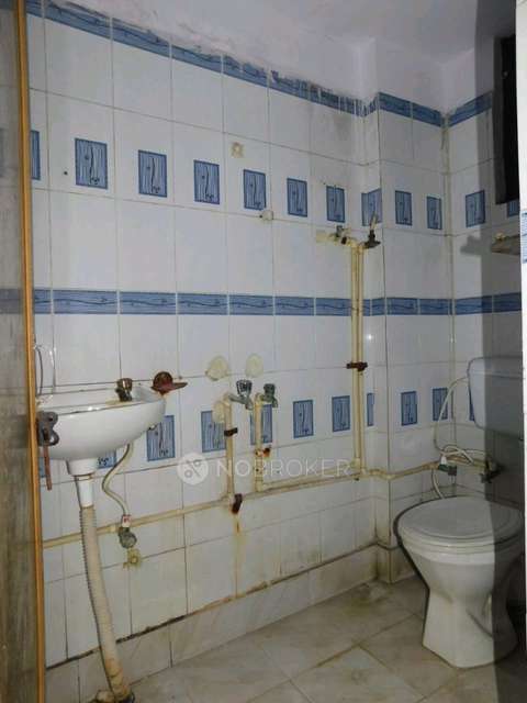 2 BHK Flat In Sahar Plaza For Sale  In Rajendra Nagar