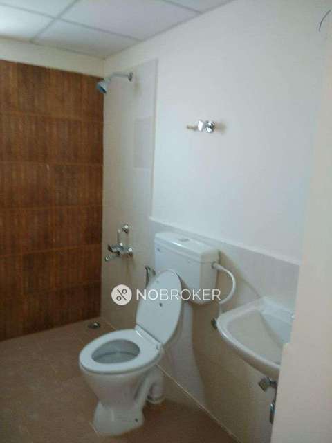 2 BHK Flat In Neelkamal Flat For Sale  In Kazhipathur