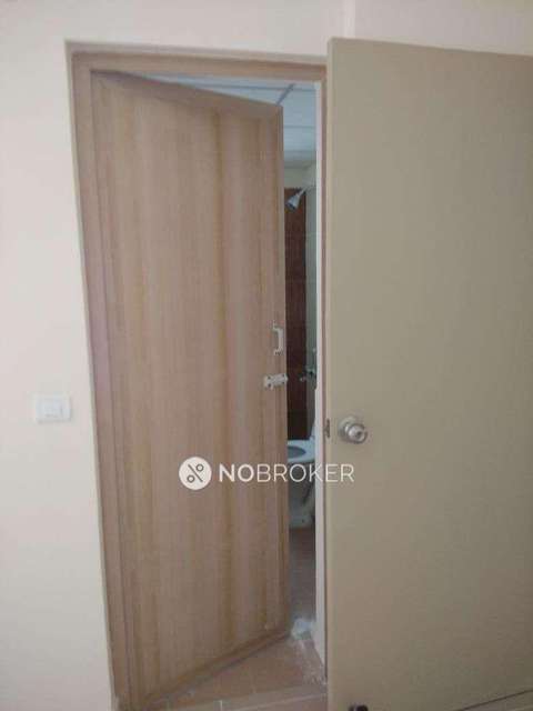 2 BHK Flat In Neelkamal Flat For Sale  In Kazhipathur