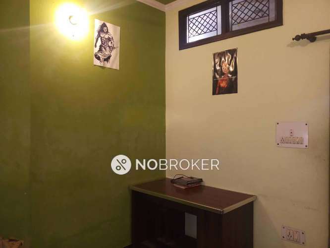 4+ BHK Flat In Apartment For Sale  In Laxmi Nagar