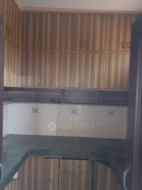4+ BHK Flat In Apartment For Sale  In Laxmi Nagar