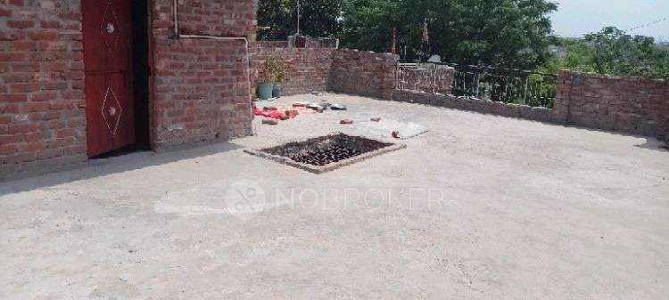 3 BHK House For Sale  In Madhopura