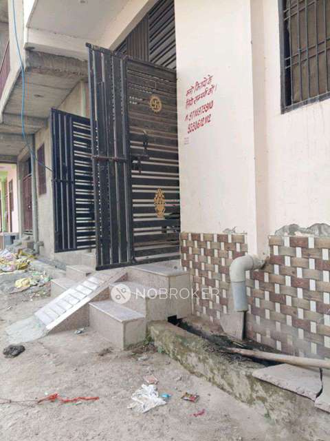 Shared Room for Male In 1 RK  In Standalone Building  In Surajpur