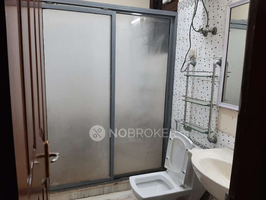 3 BHK Flat In Dlf City Phase 2 For Sale  In  Chakkarpur