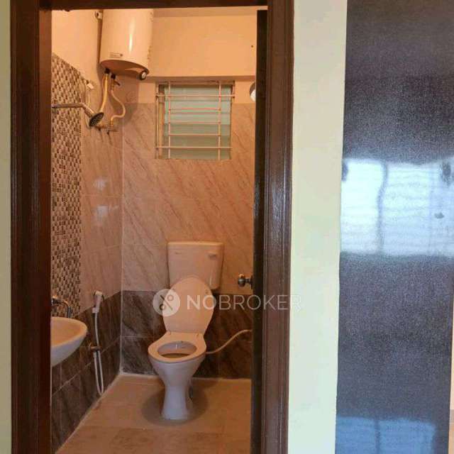 2 BHK Flat In Credence Flora For Sale  In Credence Flora