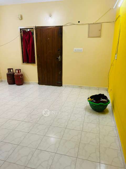 1 BHK Flat In Ashok Krishna, Valasaravakkam For Sale  In Valasaravakkam