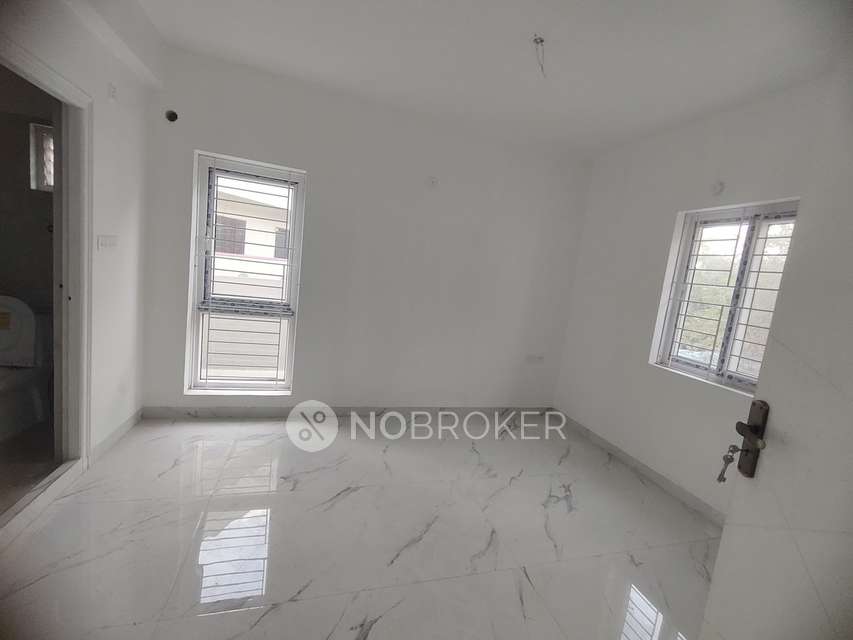 3 BHK Flat In Shri Virinchi Nivas For Sale  In Adarsh Nagar