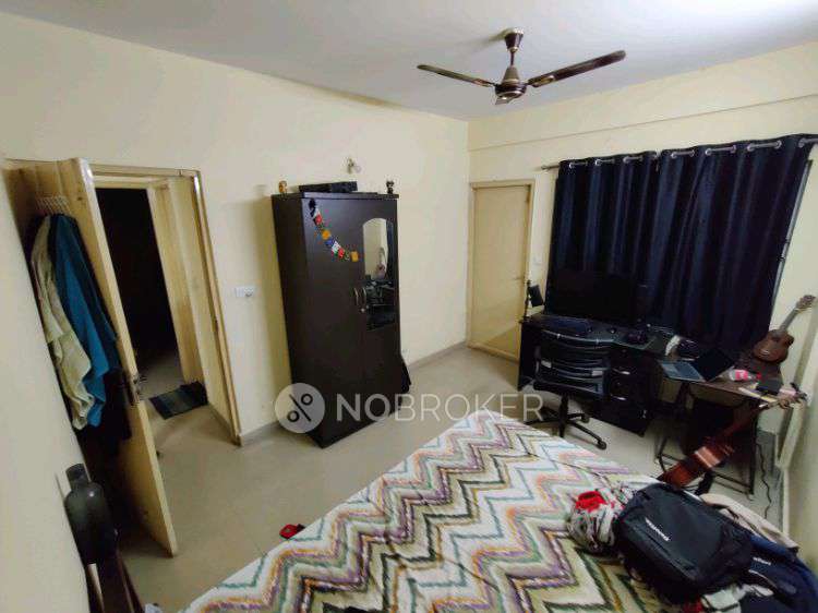 Single Room for Male In 3 BHK  In Ashish Jk Apartments In Tubarahalli, Whitefield