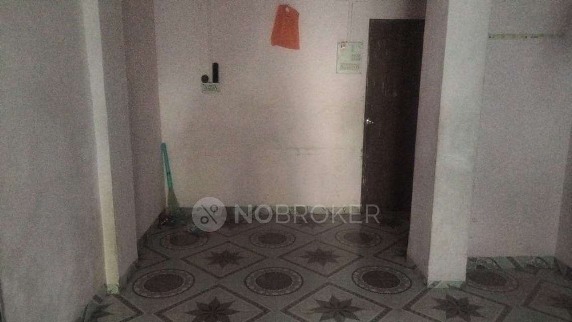 Shared Room for Male In 1 BHK  In Apartment In Karve Nagar
