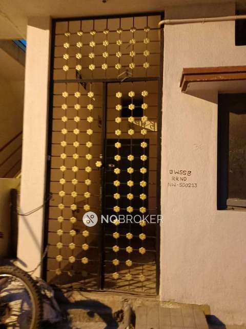4+ BHK Flat In Standalone Building  For Sale  In Laggere