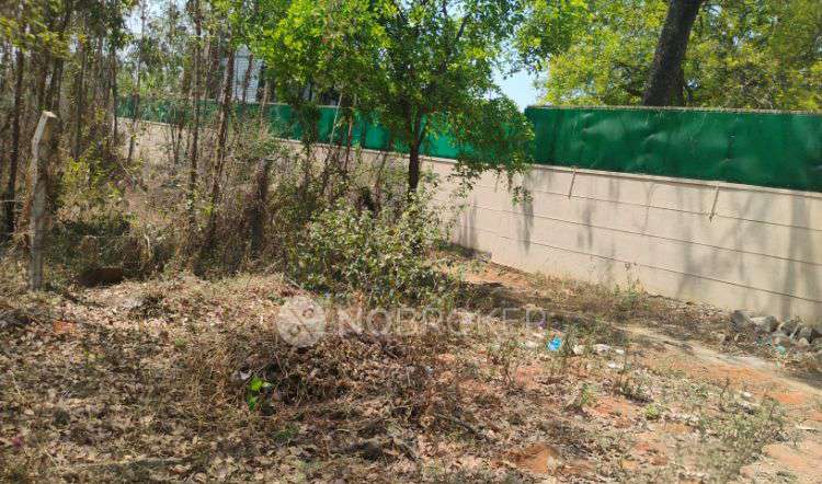 Plot For Sale  In Suggatta Road In Hunasamaranahalli
